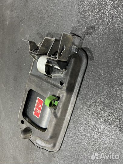 Лючок бензобака с креплением BMW X5 E53