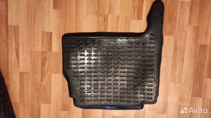 KIO Sorento автомобильные коврики