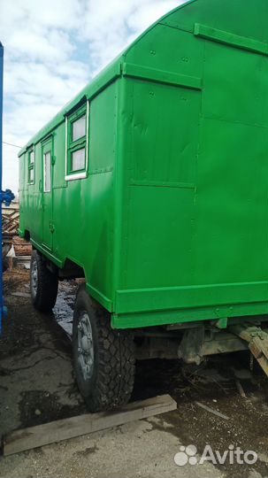 Прицеп-дача AIRSTREAM Classics, 2000