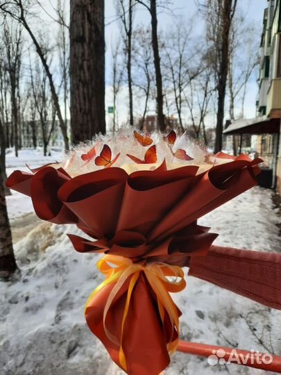 Светящийся букет из сердечек