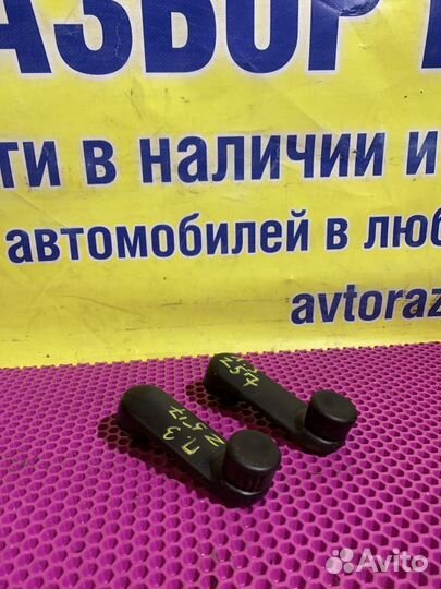 Ручка стеклоподъемника Renault Logan