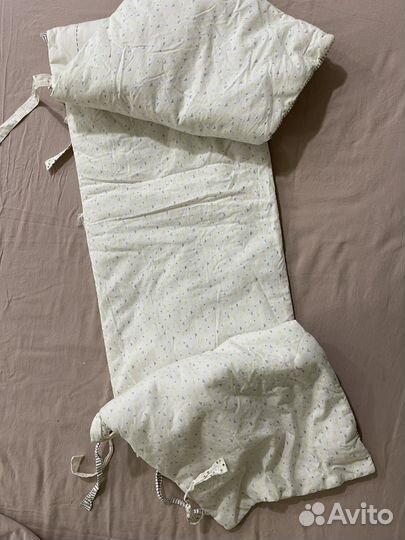 Бортики в кроватку