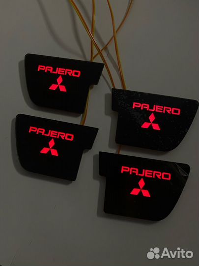 LED Подсветка ручек салона Mitsubishi Pajero