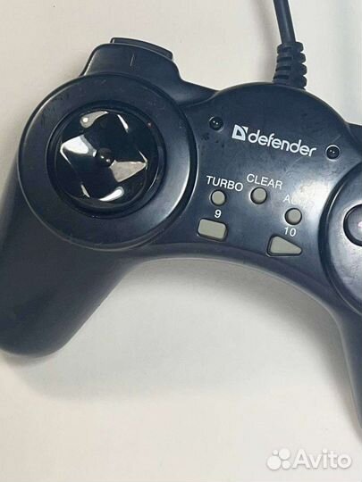 Проводной геймпад defender