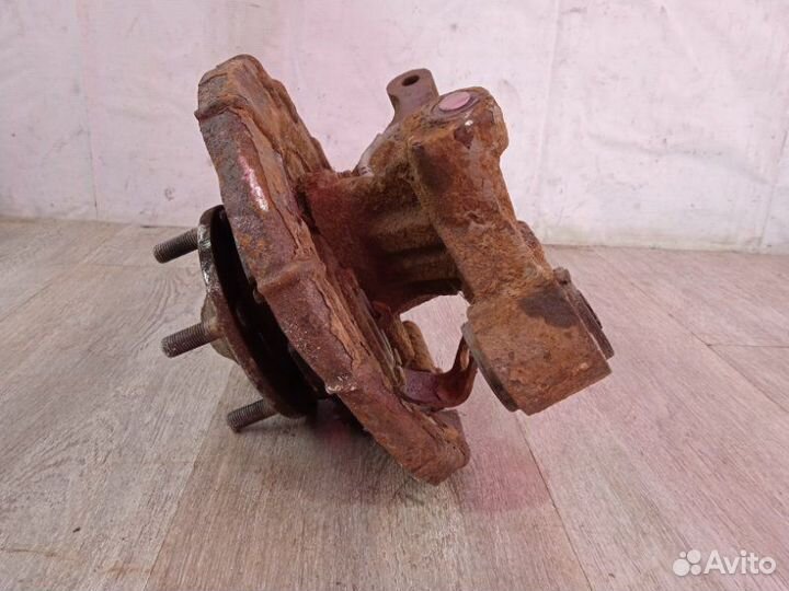 Кулак поворотный задний левый Kia Sportage 2 G4GC