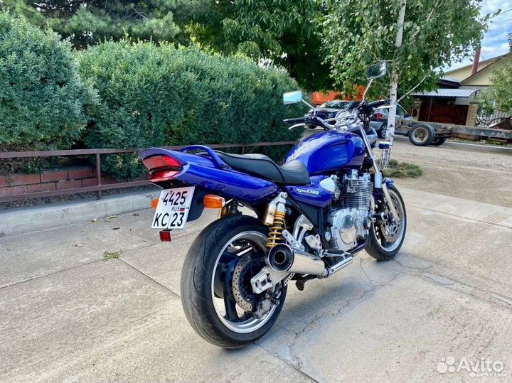 Yamaha XJR 1300