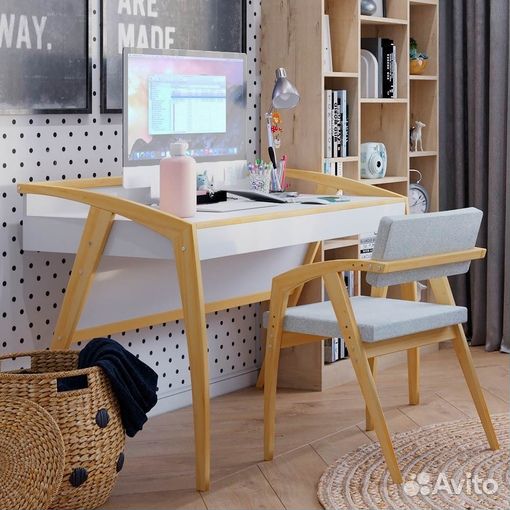 Детский стол и стул