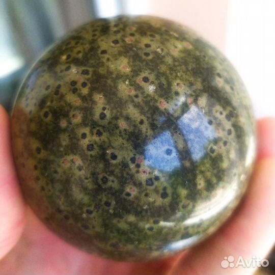 Шары из форелевого камня. Шары из камня. Крым