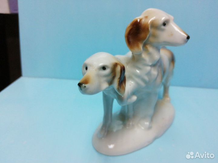 Статуэтка охотничьи собаки фарфор