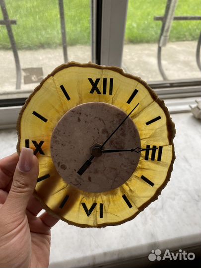 Часы ручной работы настенные