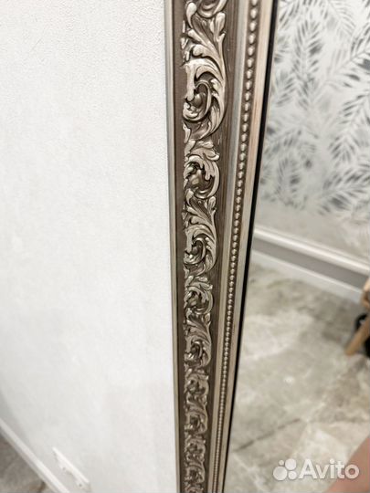 Зеркало настенное