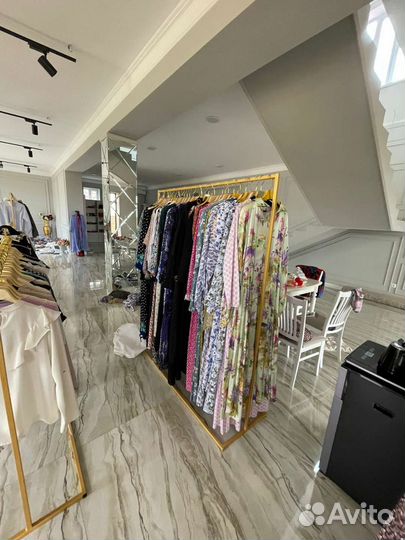 Вешалка для одежды напольная