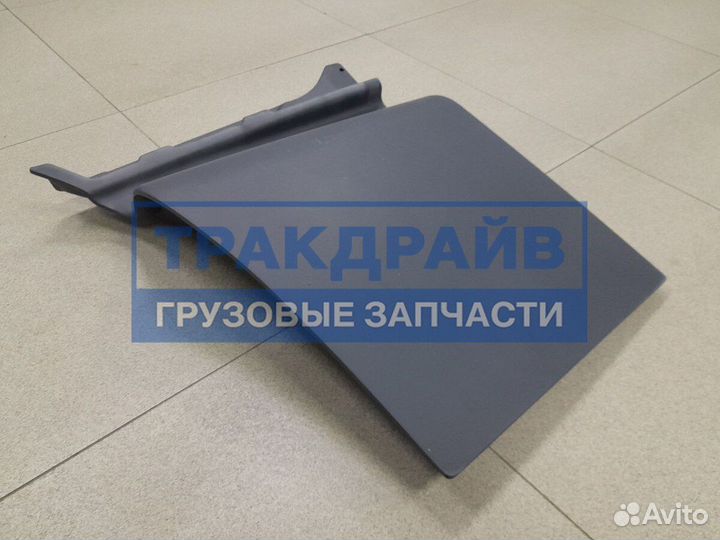 Накладка двери правая передняя MAN TGA TGX