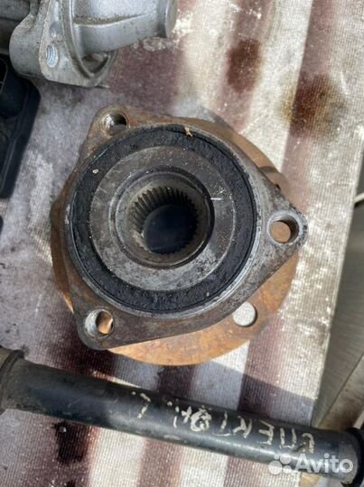 Ступица передняя Skoda Octavia, III