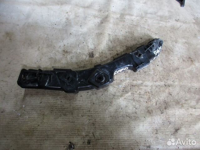 Направляющая заднего бампера левая Kia Ceed 2007-2