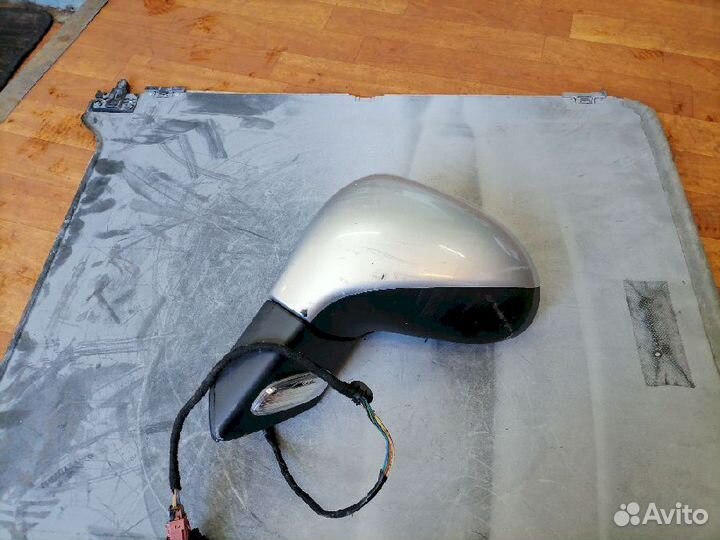 Зеркало заднего вида (боковое) левое Peugeot 207 W