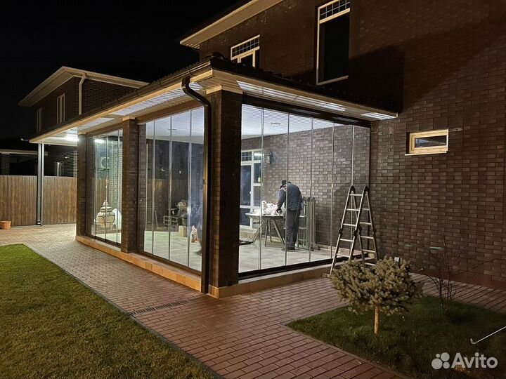 Раздвижное остекление террасы веранды