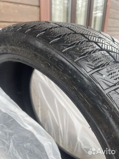 Hankook Winter I'Cept iZ 2 W616 225/40 R18 92T