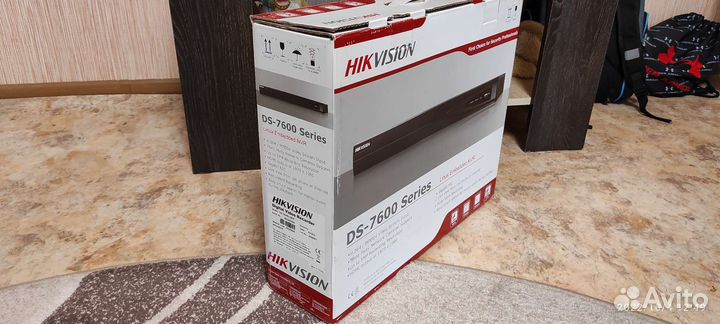 Видеорегистратор NVR hikvision