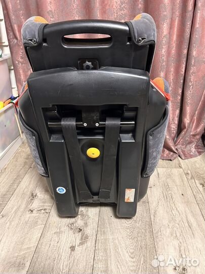 Автомобильное кресло Recaro young sport