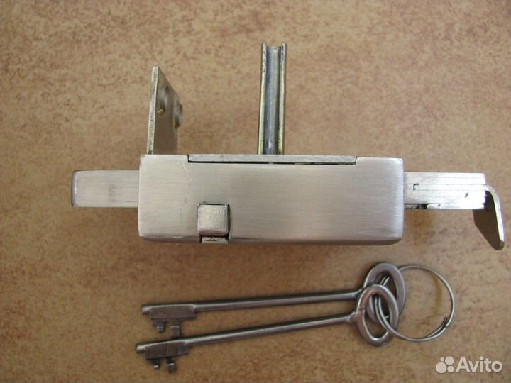 Замок дверной накладной. СССР