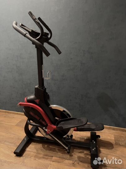 Эллиптический тренажер