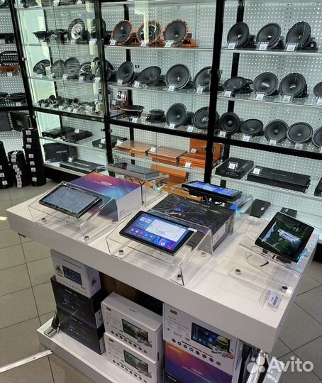 Штатная андроид магнитола Teyes CC3 2K 3/32