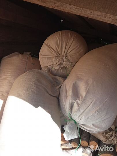 Сухие опилки