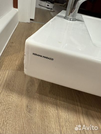 Раковина пик Kerama Marazzi со смесителем