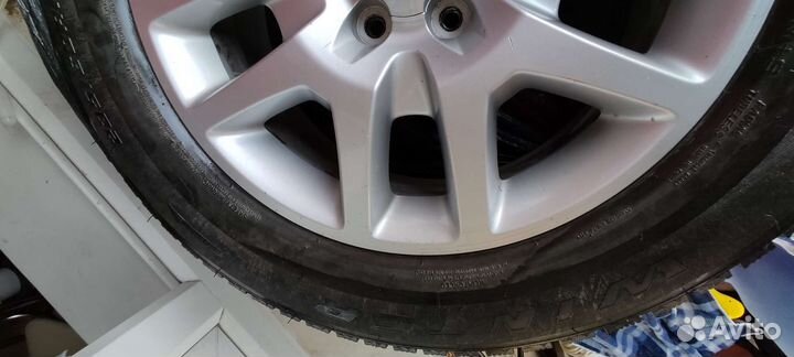 Колёса: новая зимняя резина с дисками r18