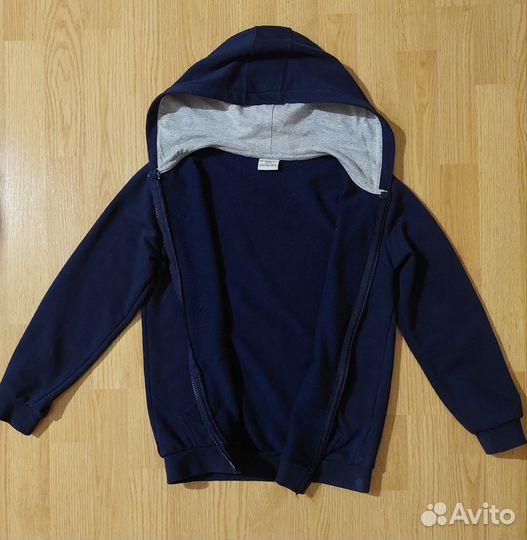 Спортивный костюм для мальчика 140-146