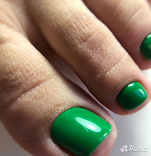 Маникюр и педикюр