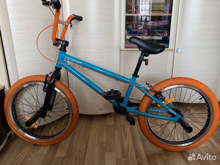 Трюковой велосипед BMX