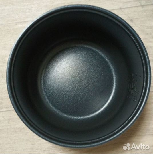 Чаша для мультиварки redmond 5л новая