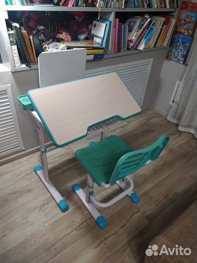Растущая парта и стул для школьников