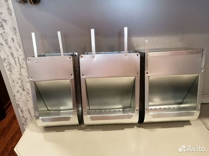 Бункерная кормушка для кролика