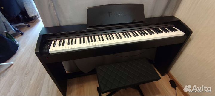 Цифровое пианино Casio Privia PX-735