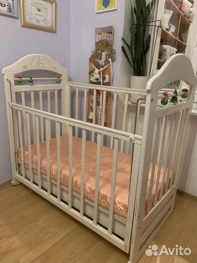 Детская кроватка