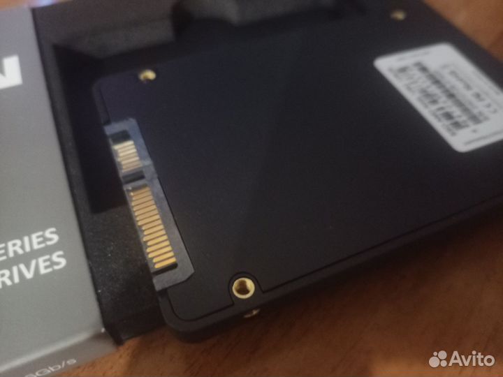 SSD диск radeon 128 GB