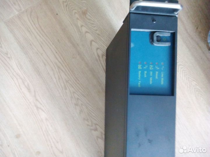 Источник бесперебойного питания