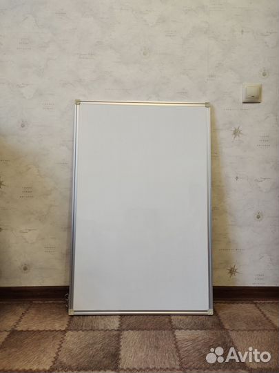 Магнитно маркерная доска