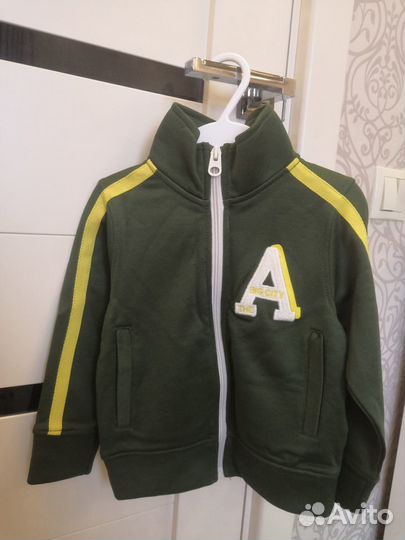 Толстовка новая H&M