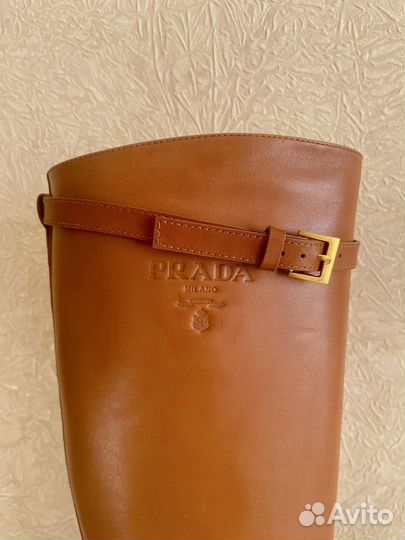 Сапоги кожаные Prada 38 размер