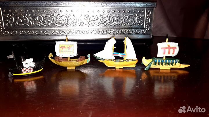 Игрушки киндер сюрприз 90-х годов