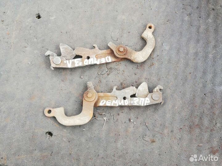 Барабанные тормоза Мазда Демио 1