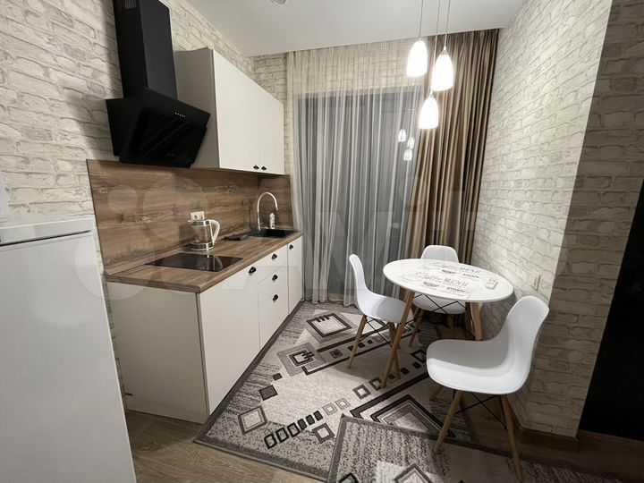 2-к. апартаменты, 43 м², 2/3 эт.