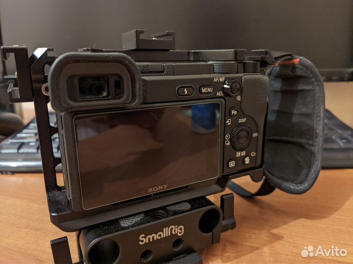 Sony a6400 body+клетка+аккумуляторы