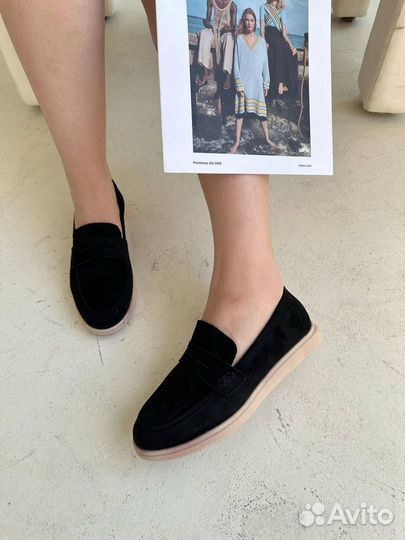 Лоферы женские коричневые подошва