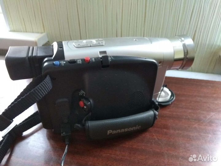 Видеокамера Panasonic NV-VZ18