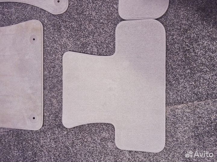 Коврики для машины